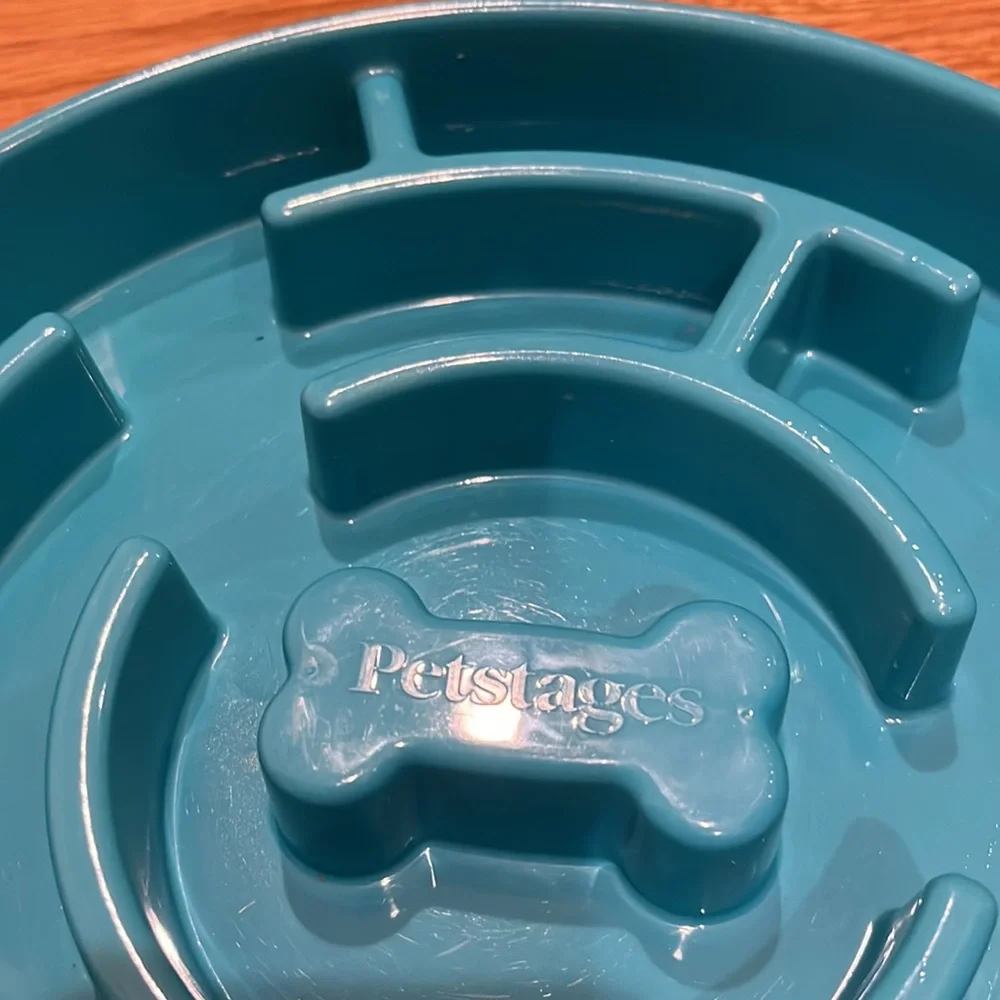 Petstages dog feeder/bowl